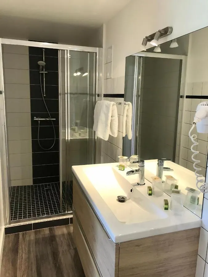 Le Clos Fleuri - Maison Vigier Maringues 0*,  프랑스