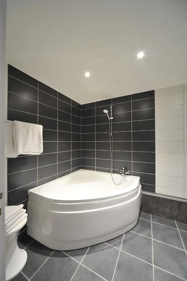 Bed & Breakfast Le Clos Fleuri - Maison Vigier Maringues