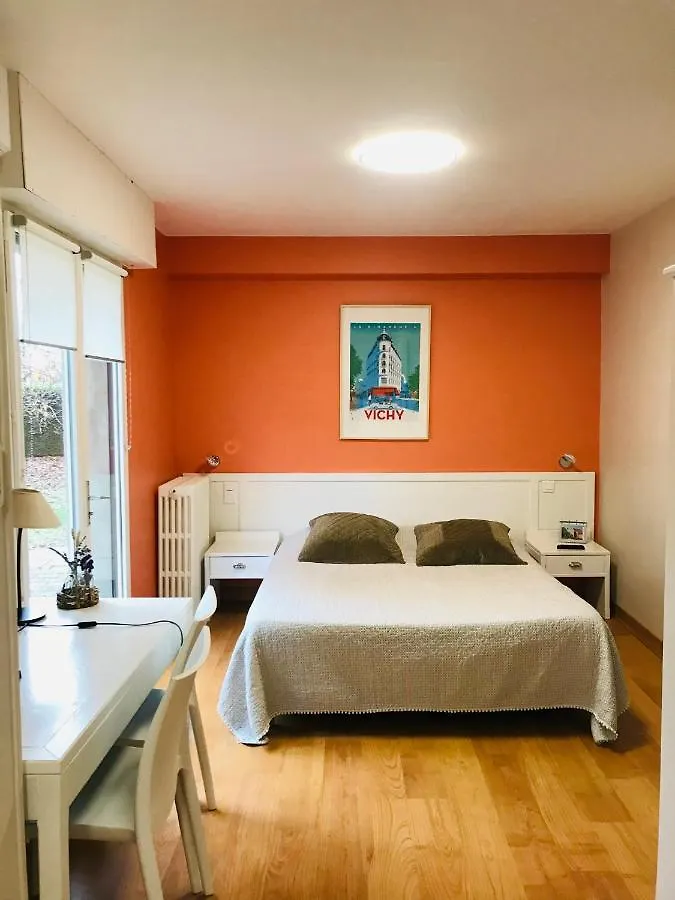 Le Clos Fleuri - Maison Vigier Maringues France